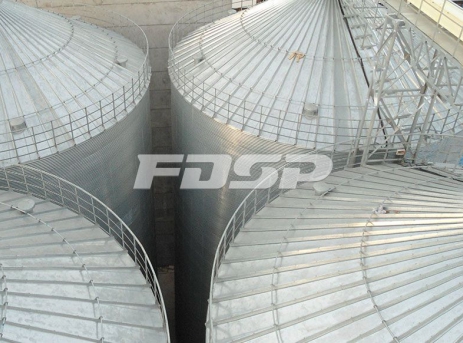 Construção do topo do silo